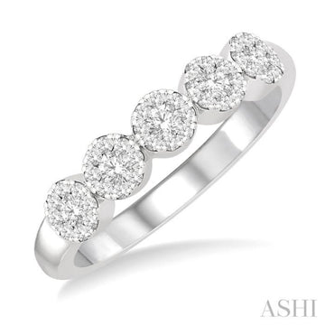 1/3 Ctw 5-Stone Lovebright Round Cut Diamond Band in 14K White Gold